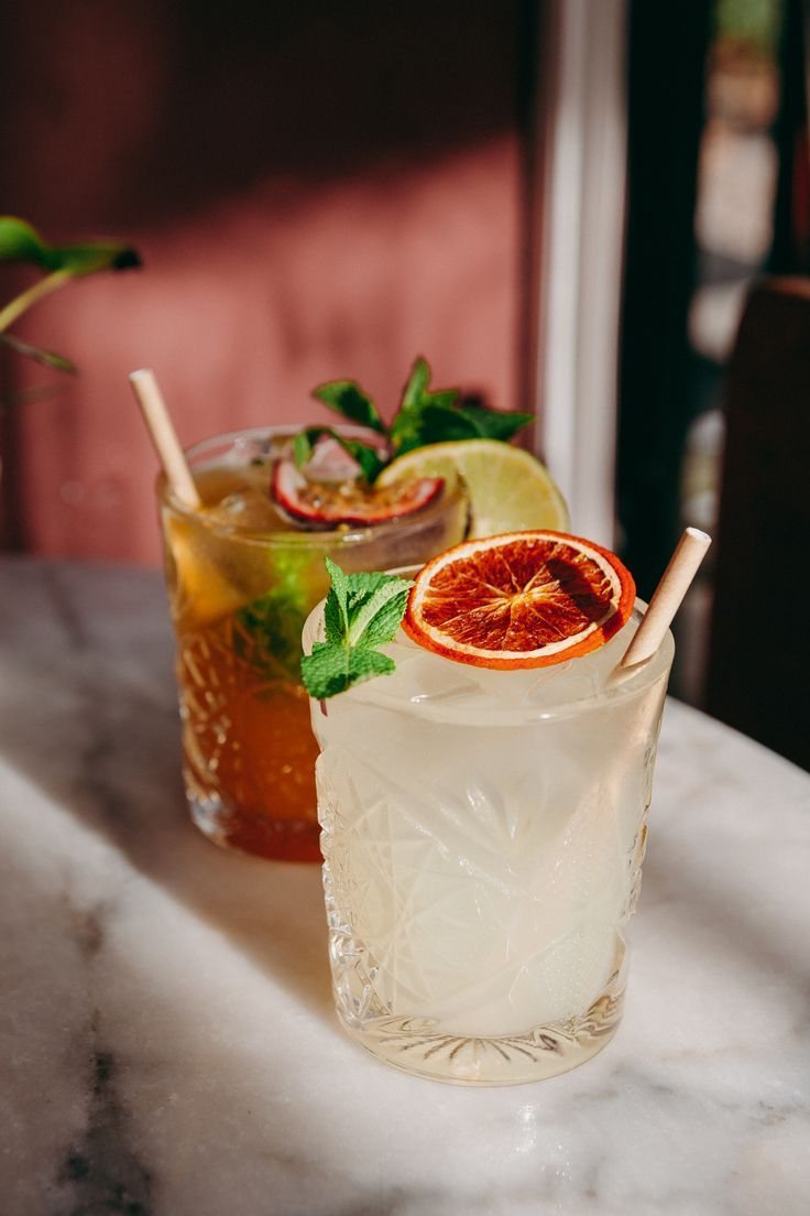 Cocktails et sélection de vins au bar Couleur Terroir